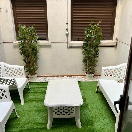 Апартаменты Apartamento Eucalipto Сотильо-де-ла-Адрада Экстерьер фото